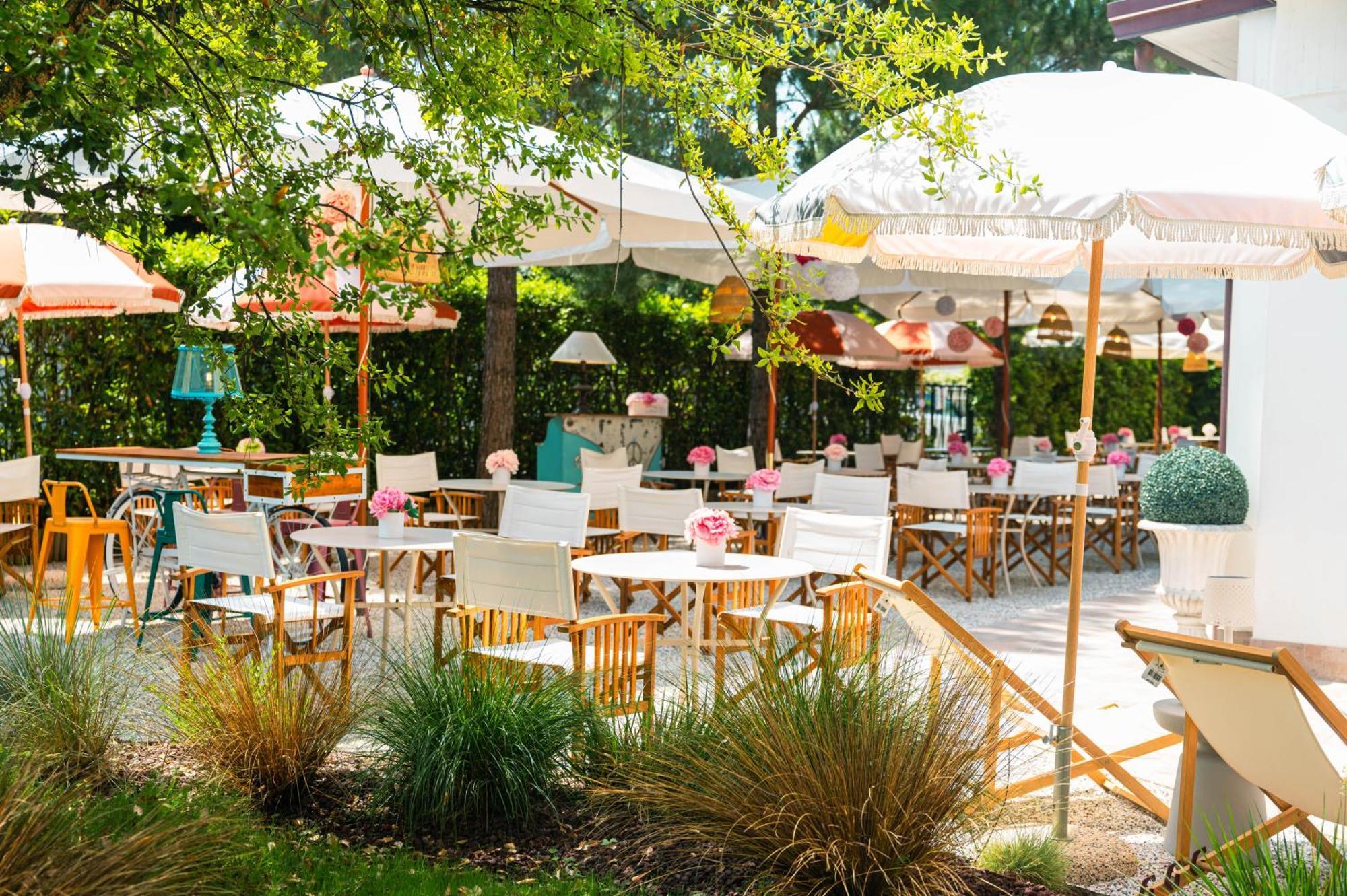 Hotel La Pineta Al Mare Forte dei Marmi Ngoại thất bức ảnh
